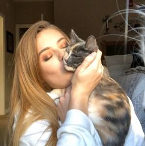 Meet your Posher, Madeleine